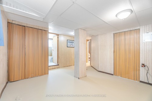 24 Lesbury Avenue, Brampton, ON - Indoor