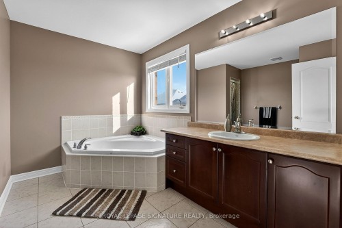 23 Openbay Gardens, Brampton, ON - Indoor Photo Showing Bathroom