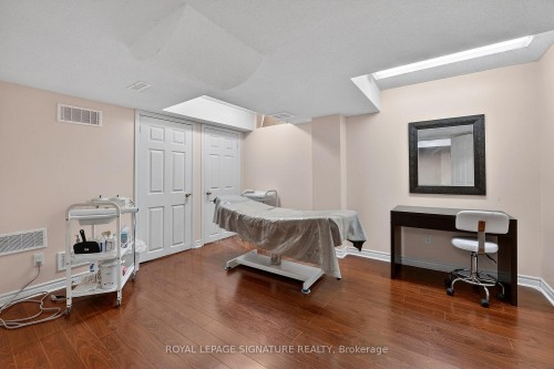 23 Openbay Gardens, Brampton, ON - Indoor Photo Showing Other Room