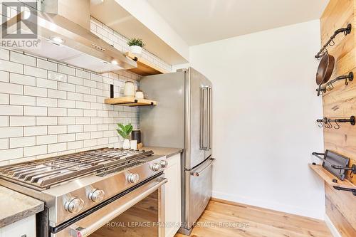 132 Coulter Drive, Kawartha Lakes (Pontypool), ON - Indoor Photo Showing Kitchen