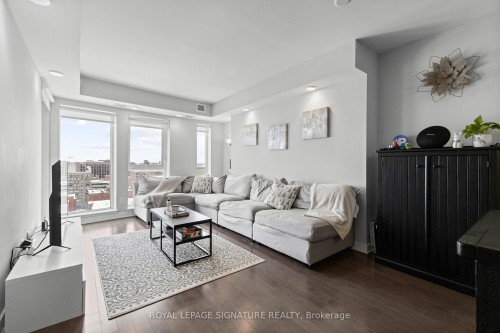 1307-40 Nepean Street, Ottawa Centre, ON - Indoor Photo Showing Living Room