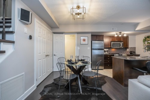 130-25 Turntable Crescent, Toronto, ON - Indoor