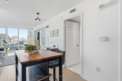 1107-85 Queens Wharf Road, Toronto, ON - Indoor