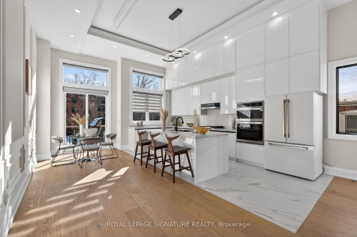 245 Ferris Road, Toronto, ON - Indoor Photo Showing Other Room