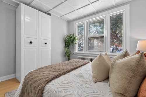 3 Wanstead Avenue, Toronto, ON - Indoor Photo Showing Bedroom