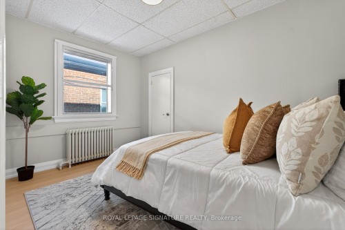 3 Wanstead Avenue, Toronto, ON - Indoor Photo Showing Bedroom