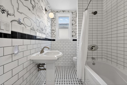 3 Wanstead Avenue, Toronto, ON - Indoor Photo Showing Bathroom
