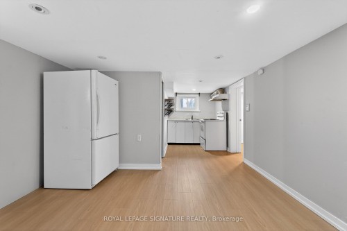 3 Wanstead Avenue, Toronto, ON - Indoor