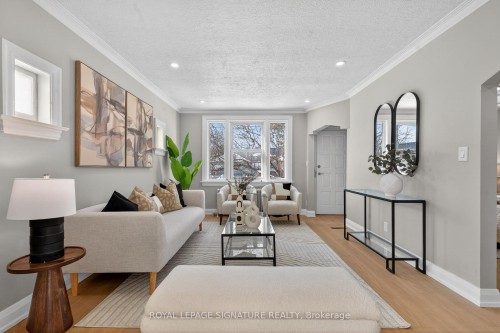 3 Wanstead Avenue, Toronto, ON - Indoor Photo Showing Other Room