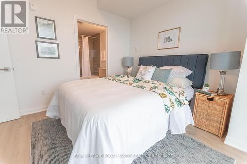 605 - 223 Princess Street, Kingston (East Of Sir John A. Blvd), ON - Indoor Photo Showing Bedroom