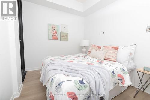 605 - 223 Princess Street, Kingston (East Of Sir John A. Blvd), ON - Indoor Photo Showing Bedroom