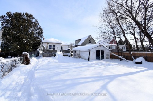 302 East 27Th Street, Hamilton, ON - Outdoor