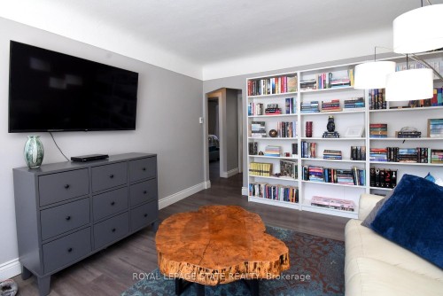 302 East 27Th Street, Hamilton, ON - Indoor