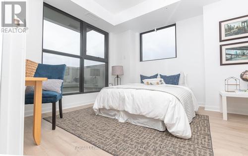 615 - 223 Princess Street, Kingston (East Of Sir John A. Blvd), ON - Indoor Photo Showing Bedroom
