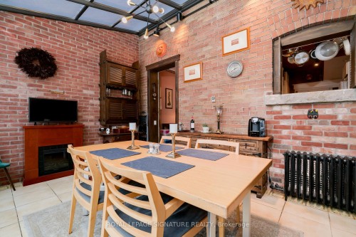 1089 Mt Pleasant Road, Toronto, ON 