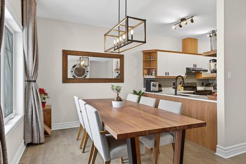 Dining room - 402-2293 Rue Racine, Longueuil (Saint-Hubert), QC - Indoor Photo Showing Dining Room