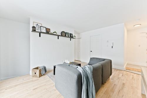 Salon - 101-3410 Rue Des Chênes, Sherbrooke (Les Nations), QC - Indoor Photo Showing Other Room