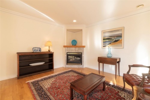 1393 Monterey Ave, Oak Bay, BC 