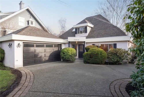 1393 Monterey Ave, Oak Bay, BC 