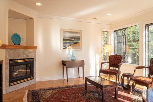 1393 Monterey Ave, Oak Bay, BC 