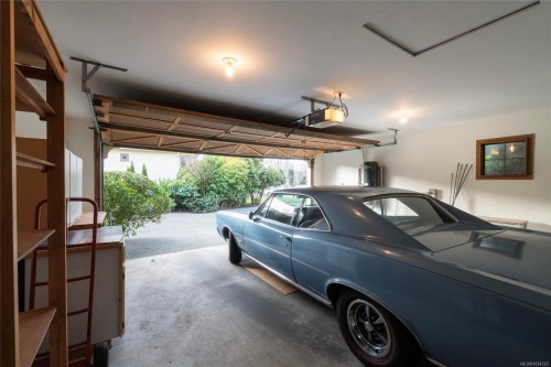 1393 Monterey Ave, Oak Bay, BC 