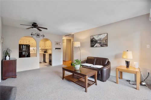 309-1419 Stadacona Ave, Victoria, BC - Indoor