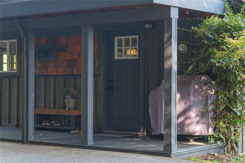 5410 Matson Rd, Ladysmith, BC 