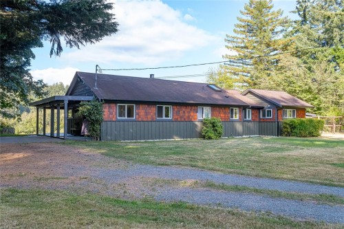 5410 Matson Rd, Ladysmith, BC 