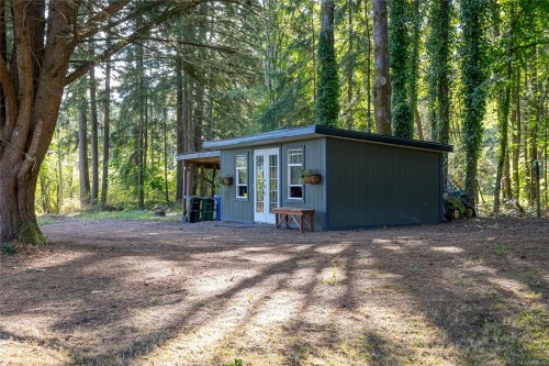 5410 Matson Rd, Ladysmith, BC 