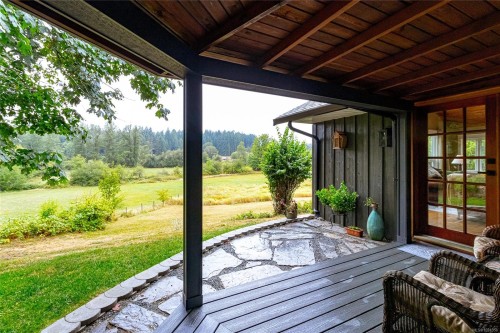 5410 Matson Rd, Ladysmith, BC 