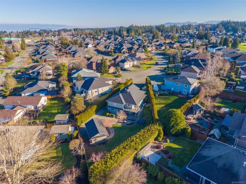 1112 Aery View Way, Parksville, BC 