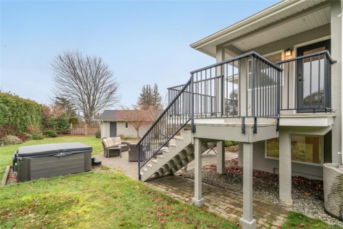 1112 Aery View Way, Parksville, BC 