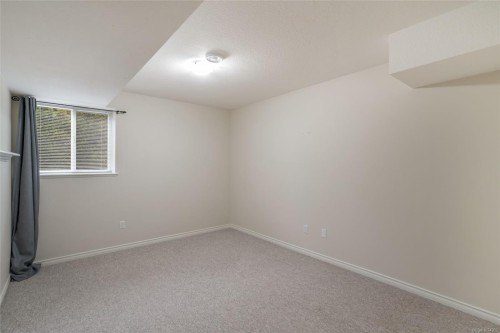 1112 Aery View Way, Parksville, BC 