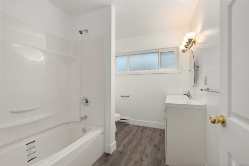 1114 Thunderbird Dr, Nanaimo, BC 