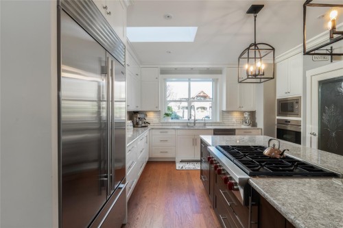 7342 Lakefront Pl, Lake Cowichan, BC 