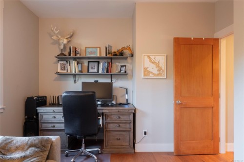 7342 Lakefront Pl, Lake Cowichan, BC 