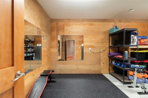 7342 Lakefront Pl, Lake Cowichan, BC 