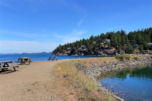 27100 Schooner Way, Pender Island, BC 