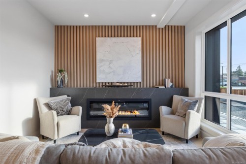 2-588 Whiteside St, Saanich, BC 