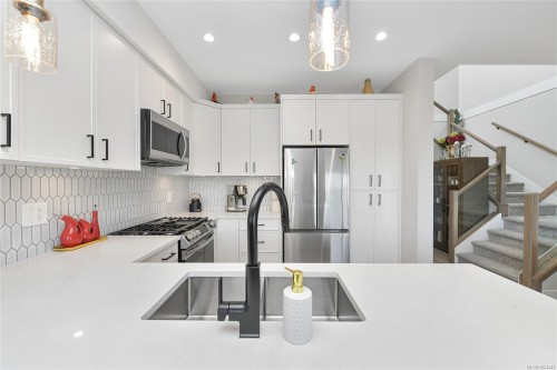 1147 Moonstone Loop, Langford, BC 