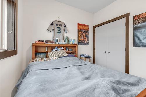 102-653 Papineau Street, Penticton, BC - Indoor Photo Showing Bedroom