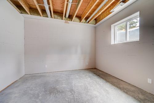 2244 Valleyview Drive, Kamloops, BC - Indoor