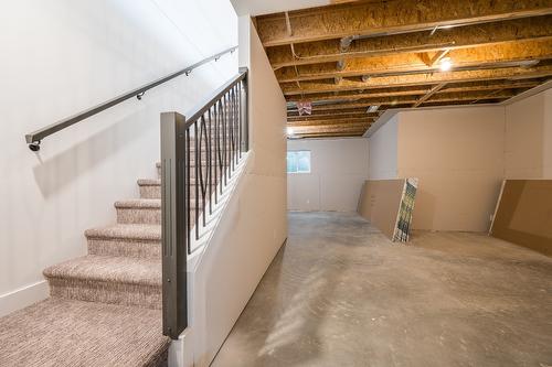 2244 Valleyview Drive, Kamloops, BC - Indoor Photo Showing Basement