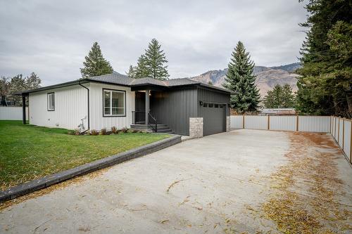 2244 Valleyview Drive, Kamloops, BC - Outdoor