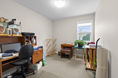 833 Springwood Court, Kelowna, BC - Indoor Photo Showing Office