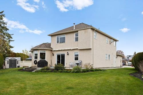 833 Springwood Court, Kelowna, BC - Outdoor