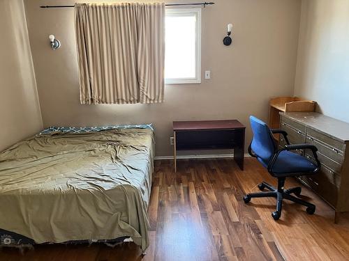 2166 Aberdeen Street, Kelowna, BC - Indoor Photo Showing Bedroom