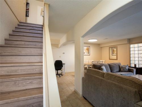 3-6811 Cottonwood Drive, Osoyoos, BC - Indoor Photo Showing Other Room