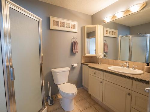 3-6811 Cottonwood Drive, Osoyoos, BC - Indoor Photo Showing Bathroom