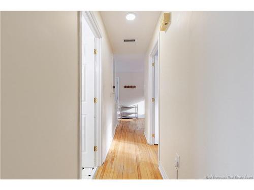 21 Westwood Dr, Fredericton, NB 